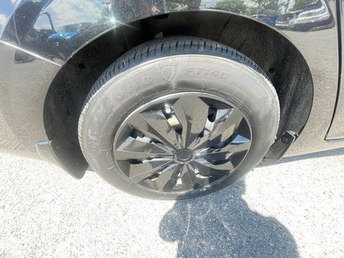 Used 2020 Nissan Sentra S FWD image 13