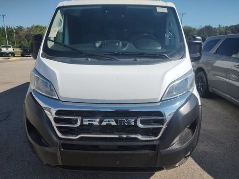 Used 2025 RAM ProMaster 2500 w/ U-Haul Equipment Group FWD image 2