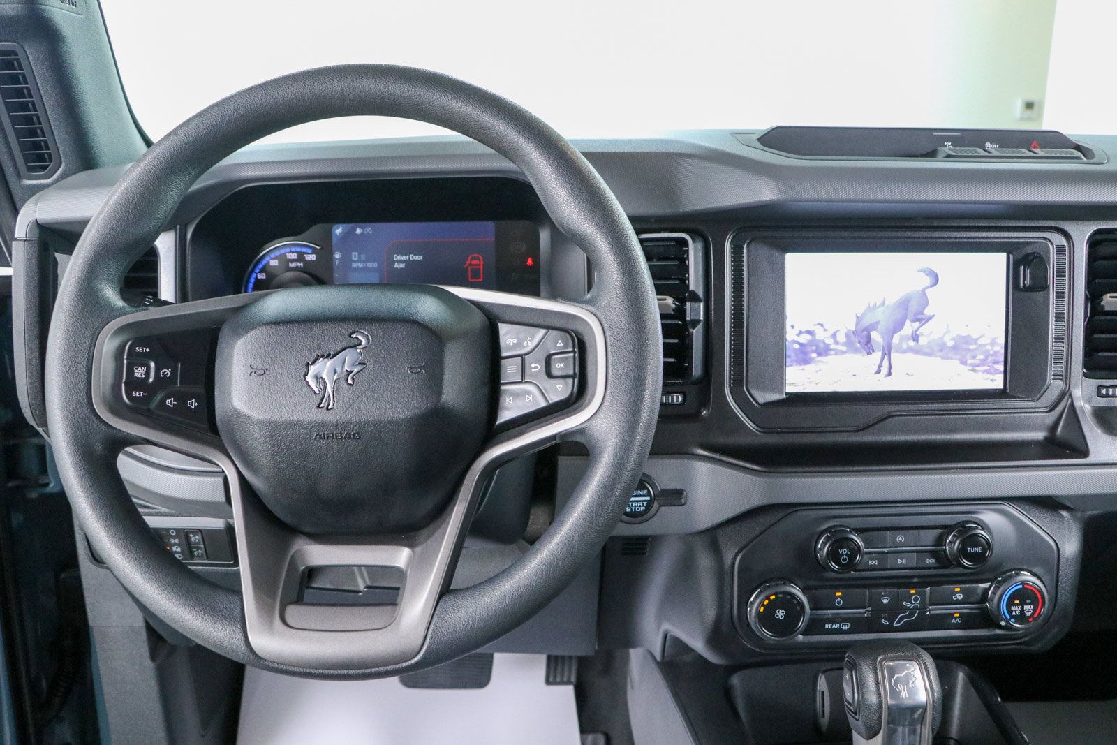 Used 2022 Ford Bronco 2-Door AWD/4WD image 18