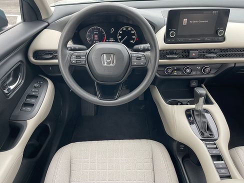 Used 2024 Honda HR-V LX image 2