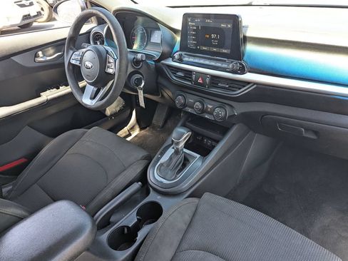 Used 2020 Kia Forte LXS FWD image 31
