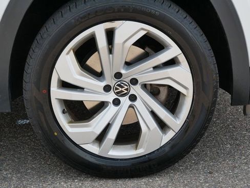 Certified 2023 Volkswagen Atlas SE AWD/4WD image 9
