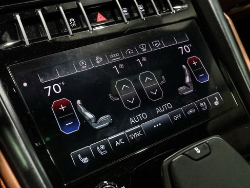 Used 2023 Lamborghini Urus S image 58