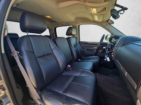 Used 2011 GMC Sierra 1500 SLE w/ Power Tech Package image 18