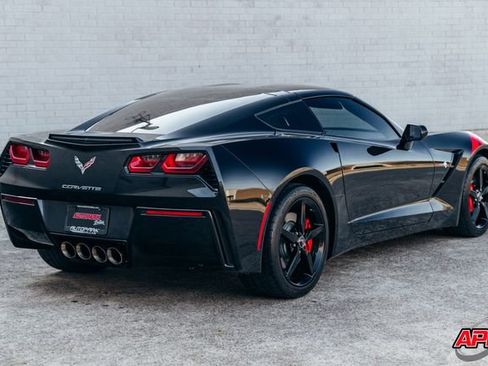 Used 2014 Chevrolet Corvette Stingray Coupe w/ 2LT Preferred Equipment Group image 10