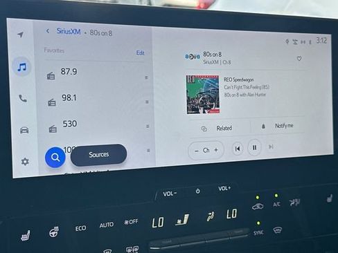 Used 2023 Subaru Solterra Limited image 18