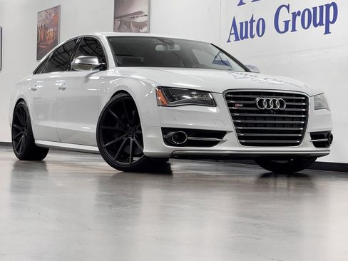 Used 2013 Audi S8 w/ Full Leather Pkg image 1