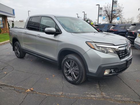 Used 2019 Honda Ridgeline Sport image 4