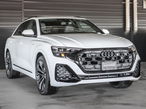 New 2026 Audi Q8 Premium Plus AWD/4WD image 6