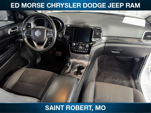 Used 2019 Jeep Grand Cherokee Laredo AWD/4WD image 30