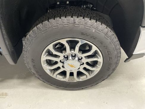 New 2026 Chevrolet Silverado 3500 LTZ w/ LTZ Convenience Package image 14