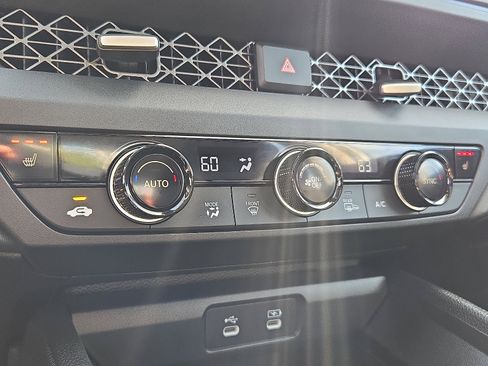 Certified 2025 Honda Accord SE image 16