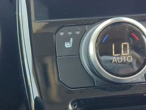 Certified 2024 Toyota Highlander XLE image 23