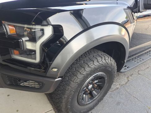 Used 2018 Ford F150 Raptor w/ Equipment Group 802A Luxury AWD/4WD image 25