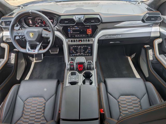 Used 2024 Lamborghini Urus S AWD/4WD image 21