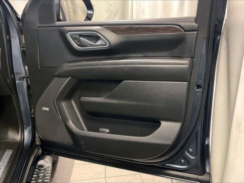 Used 2021 Chevrolet Tahoe Z71 AWD/4WD image 12
