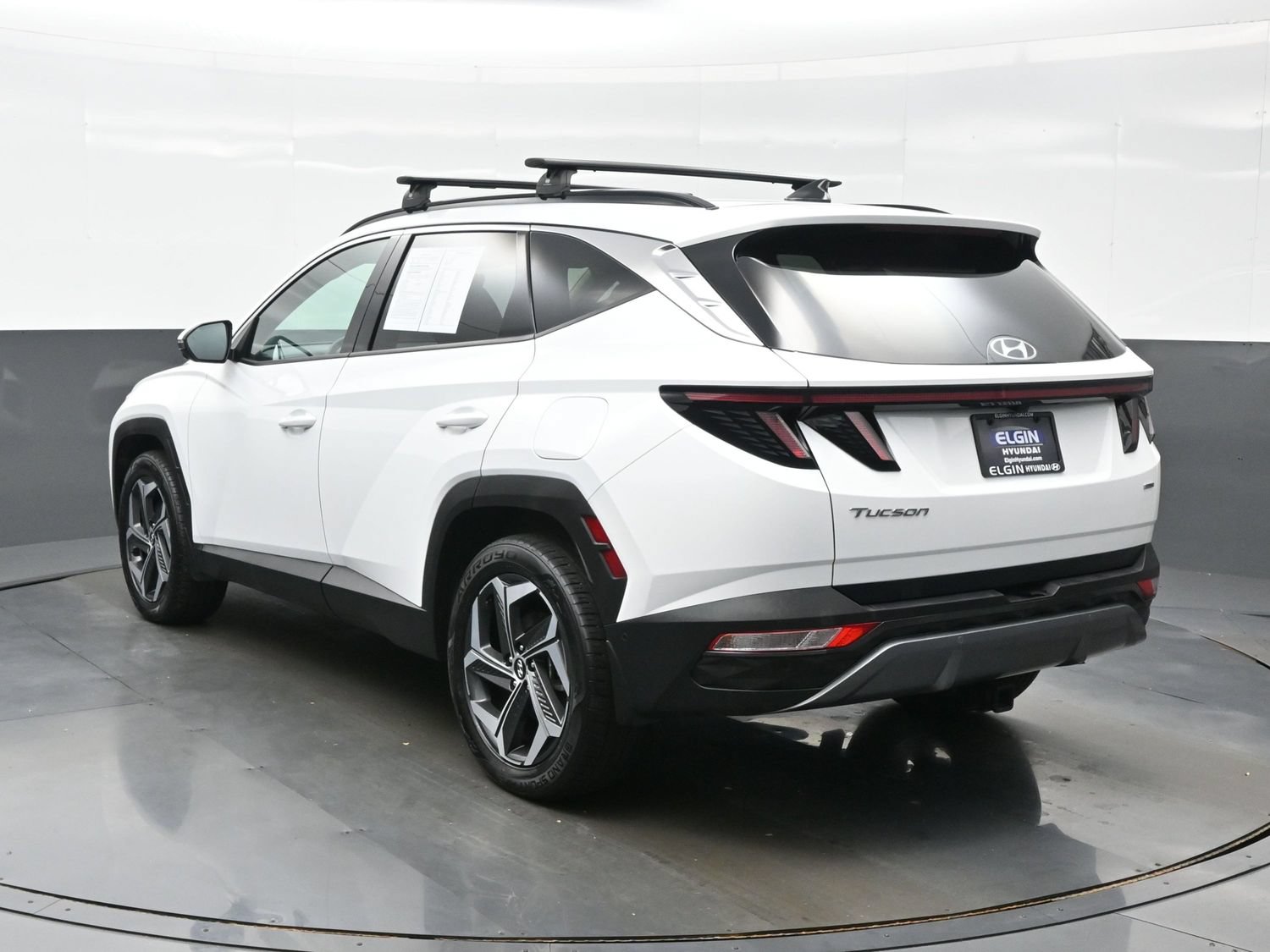 Certified 2024 Hyundai Tucson Limited AWD/4WD image 4
