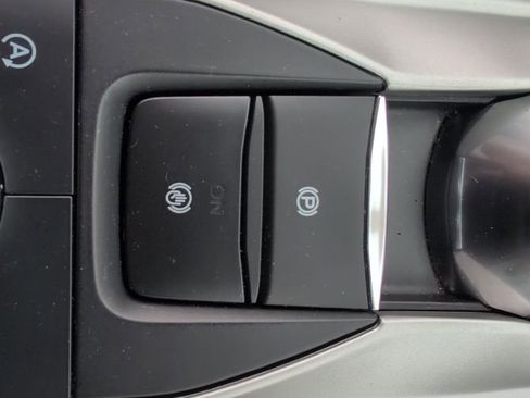 Used 2023 Ford Explorer ST w/ Equipment Group 401A AWD/4WD image 27