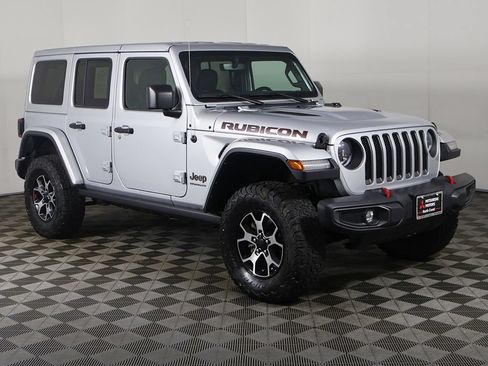 Used 2023 Jeep Wrangler Unlimited Rubicon w/ Dual Top Group AWD/4WD image 2