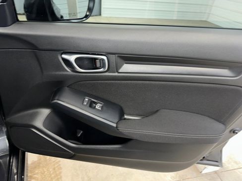 Used 2025 Honda Civic Sport image 26