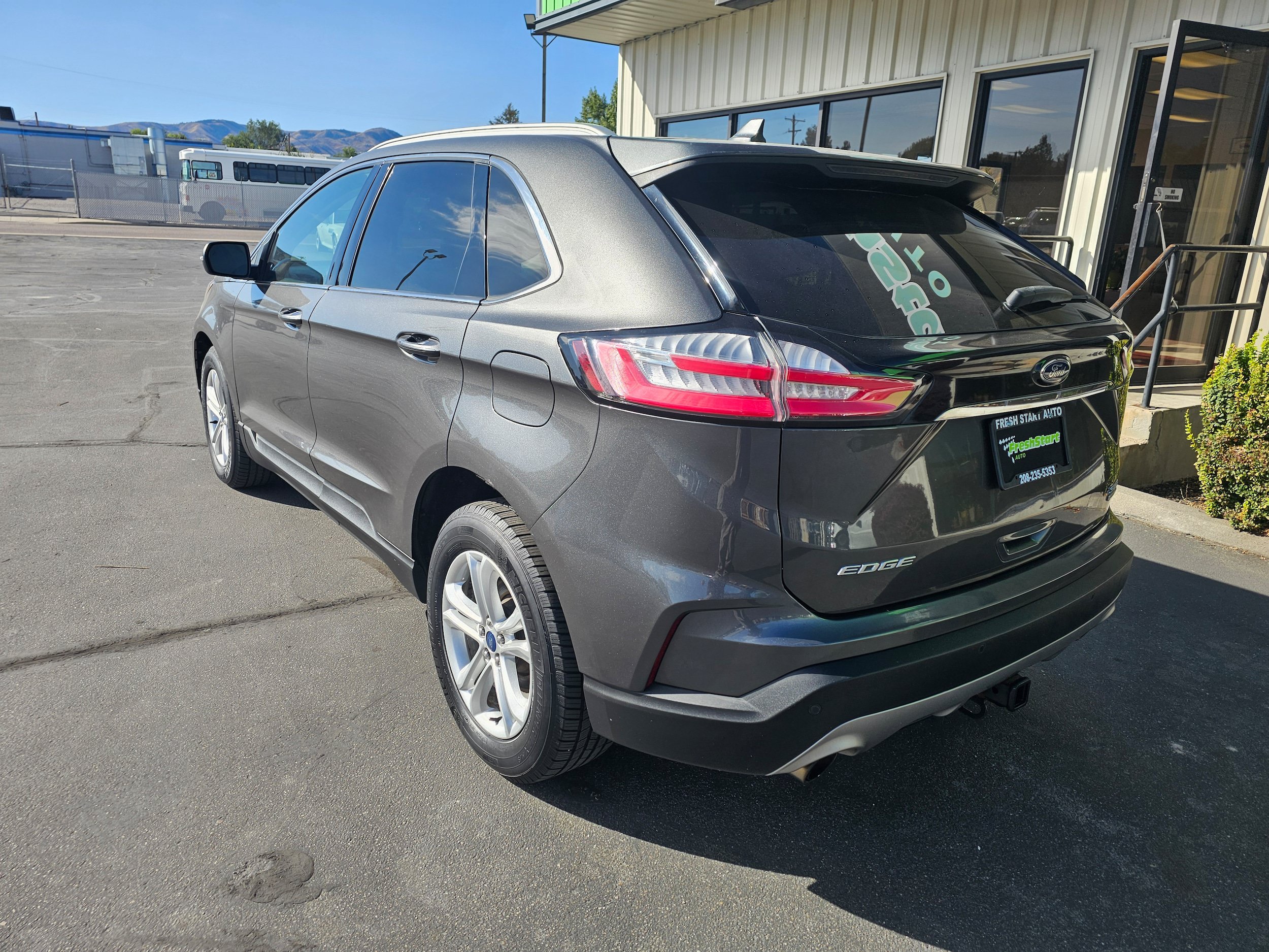Used 2019 Ford Edge SEL w/ Equipment Group 201A AWD/4WD image 5