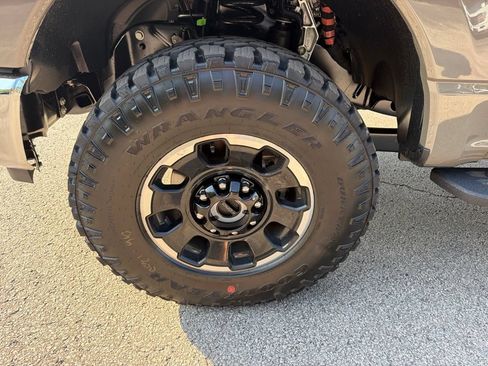 New 2026 Ford F350 King Ranch w/ Tremor Off-Road Package AWD/4WD image 9