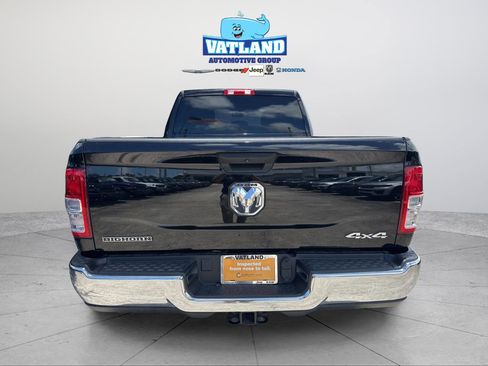 Certified 2024 RAM 2500 Big Horn w/ Bed Utility Group AWD/4WD image 10