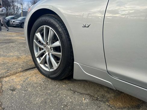 Used 2015 INFINITI Q50 2.0t w/ Moonroof Package image 17