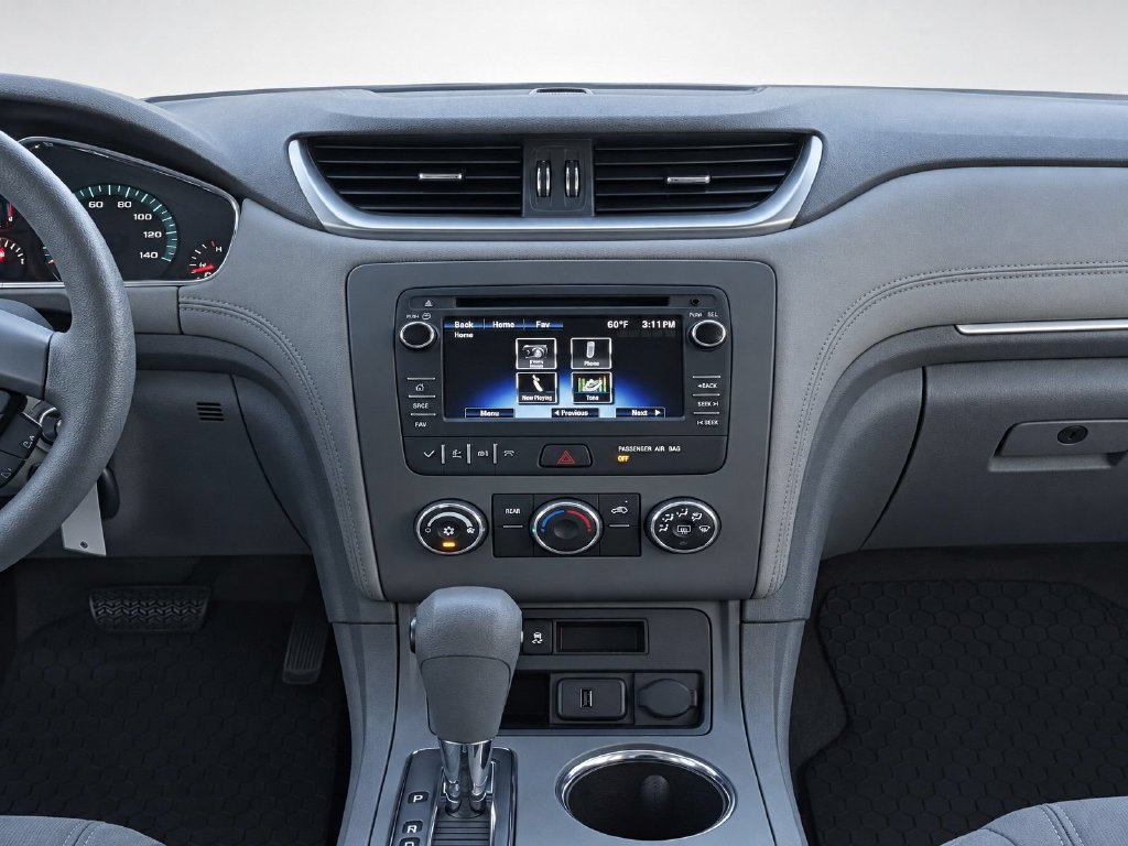 Used 2017 Chevrolet Traverse LS FWD image 31