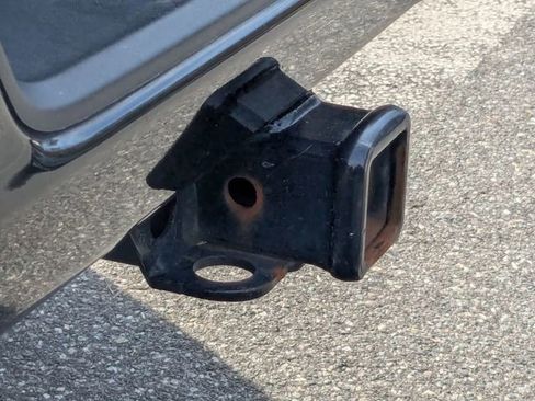 Used 2021 Chevrolet Silverado 1500 RST image 13