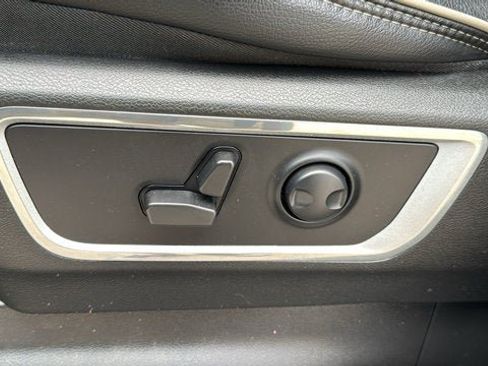 Certified 2023 RAM 1500 Laramie AWD/4WD image 14