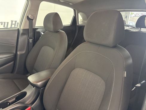 Used 2023 Hyundai Kona SEL w/ Convenience Package AWD/4WD image 10