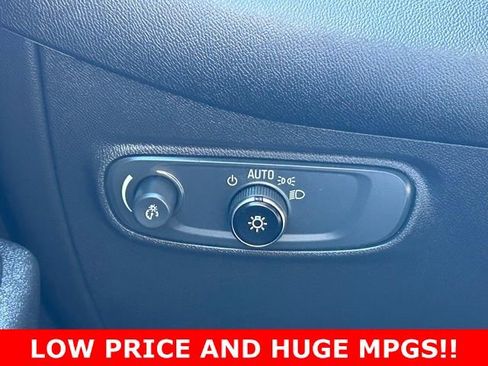 Certified 2024 Chevrolet Equinox LT image 20