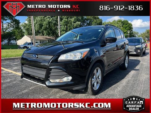 Used 2014 Ford Escape SE w/ Equipment Group 201A FWD image 1