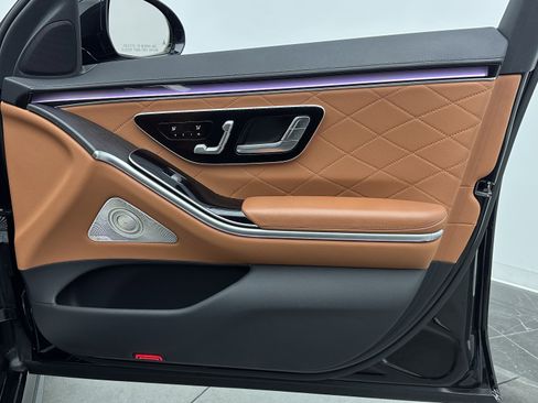 Used 2021 Mercedes-Benz S 580 4MATIC Sedan image 33