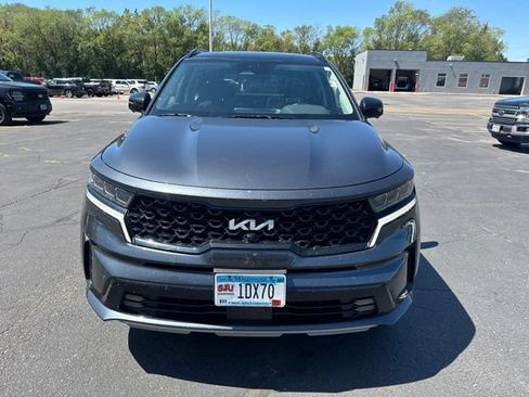 Used 2023 Kia Sorento SX AWD/4WD image 2