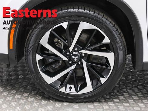 Used 2024 Mitsubishi Outlander SE image 33