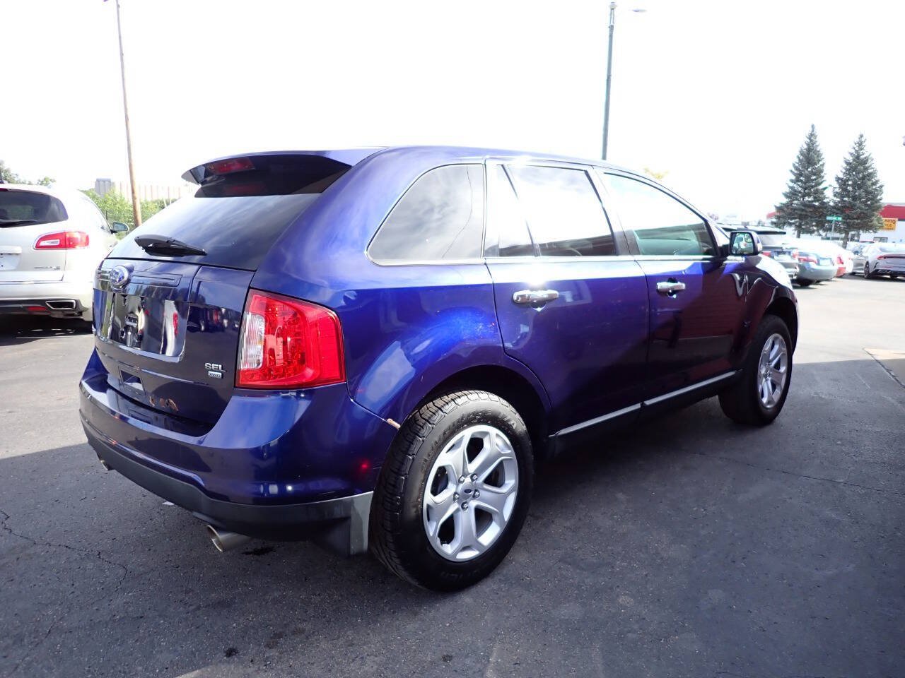 Used 2011 Ford Edge SEL w/ 202A Rapid Spec Order Code AWD/4WD image 6