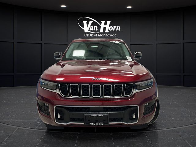 Used 2023 Jeep Grand Cherokee Overland w/ Luxury Tech Group IV AWD/4WD image 8