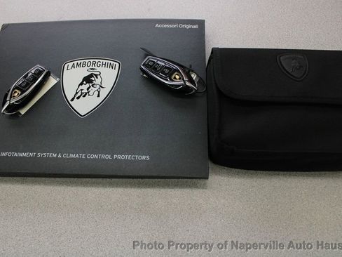 Used 2023 Lamborghini Urus S image 65