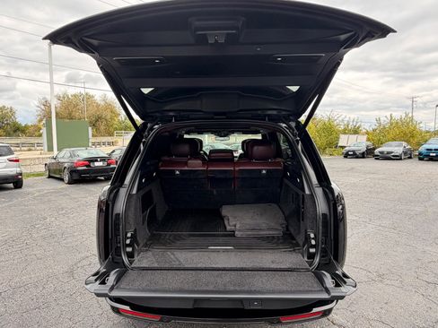 Used 2025 Land Rover Range Rover Long Wheelbase Autobiography AWD/4WD image 34