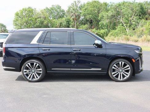 Used 2021 Cadillac Escalade Premium Luxury Platinum image 8