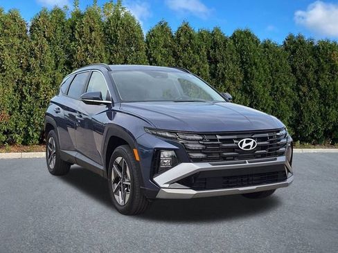 Certified 2025 Hyundai Tucson SEL AWD/4WD image 3
