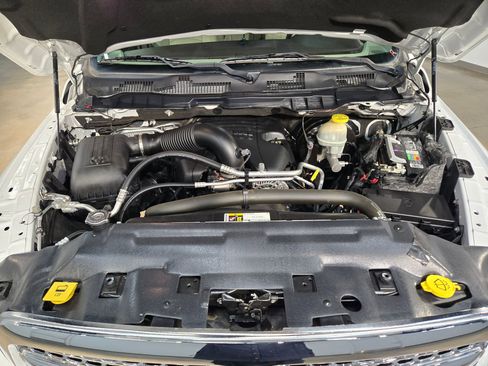 Used 2017 RAM 1500 Laramie image 35