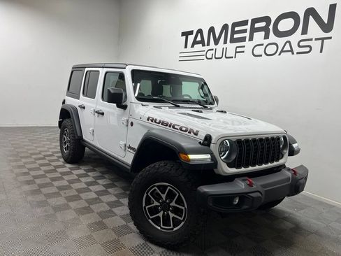 Used 2026 Jeep Wrangler Unlimited Rubicon AWD/4WD image 1