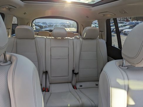 Used 2022 Mercedes-Benz GLS 450 4MATIC image 31