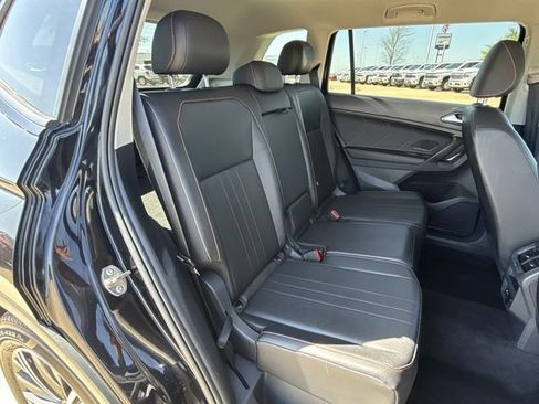 Used 2024 Volkswagen Tiguan Wolfsburg Edition image 28