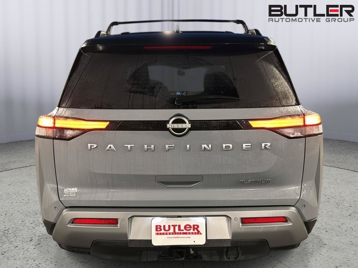Used 2024 Nissan Pathfinder Platinum FWD image 5