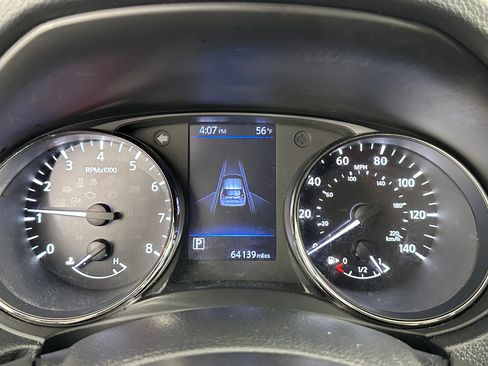 Used 2020 Nissan Rogue SV AWD/4WD image 40