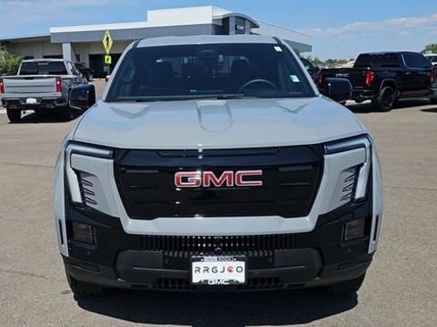 New 2026 GMC Sierra EV Elevation image 3